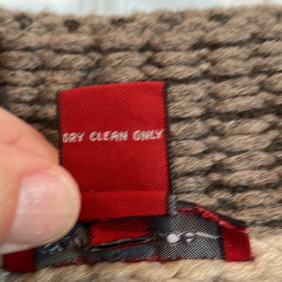 Women’s XL Sundance 100% Lambswool cardigan sweater. Zipper closure top/bottom - Picture 3 of 10